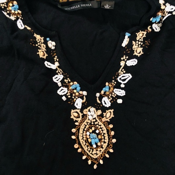 Michelle Nicole black beaded V-neck 3/4 sleeves stretch shell detail, size large - Picture 2 of 9